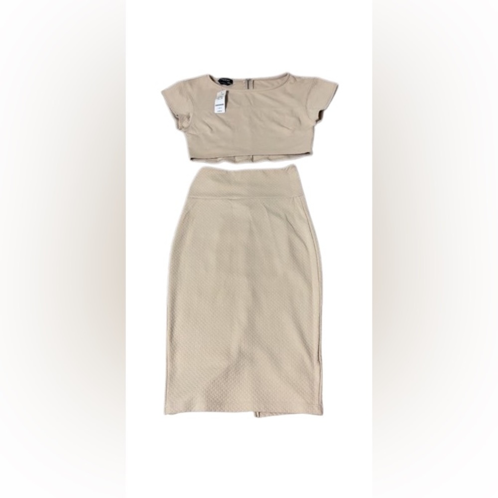 Bebe Textured Midi Knit Crop Top Skirt Set - Picture 2 of 5